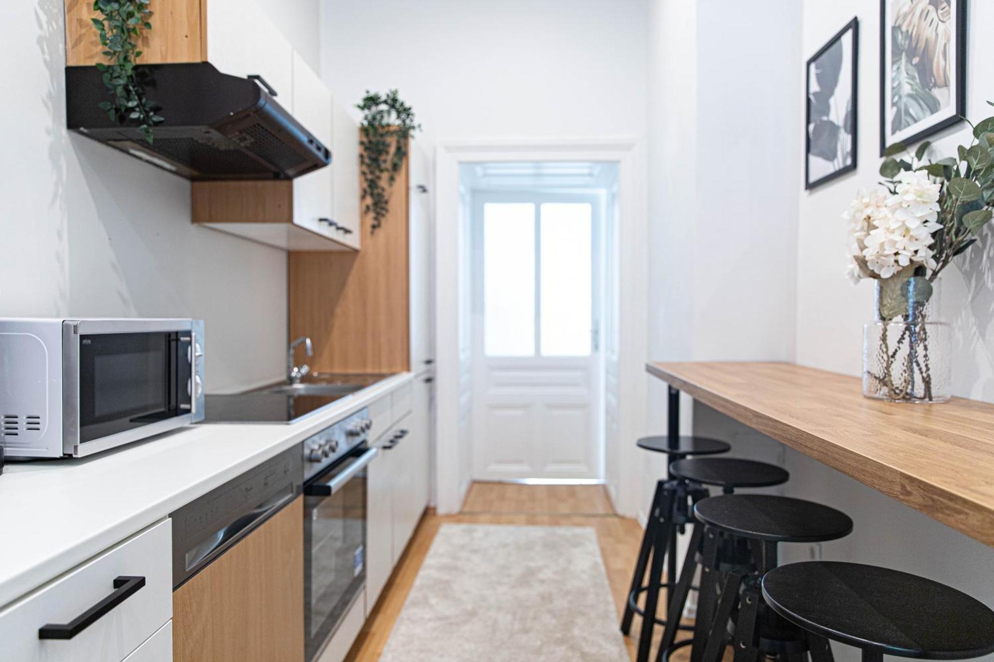 Spacious Apartment, 3 Min To U1 Reumannplatz Wien Exterior foto